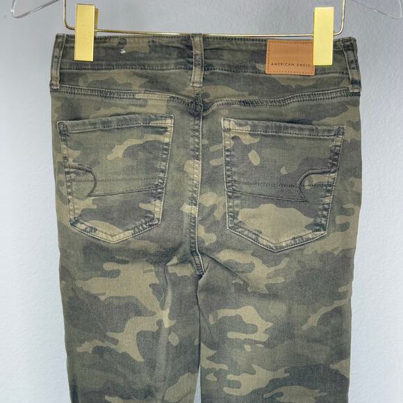American Eagle High Rise Jegging Crop Green Camo Next Level Stretch - Picture 7 of 7